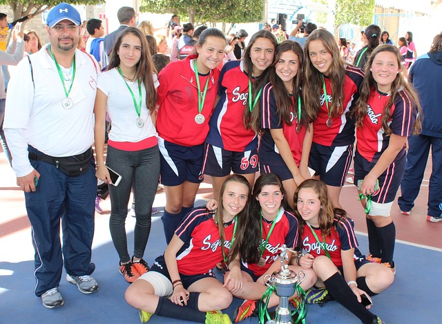 特巴斯质疑巴萨出售VIP座位：涉及的一家公司注册资本仅3000欧.